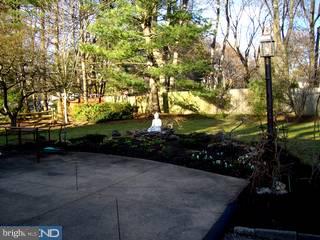 704 Jade Road Yardley, PA 19067 - Photo 6 of 6 Gallery Image 6