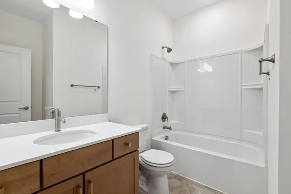 $625,000 | 17763 Ellsworth Drive, Lakeville, MN 55044