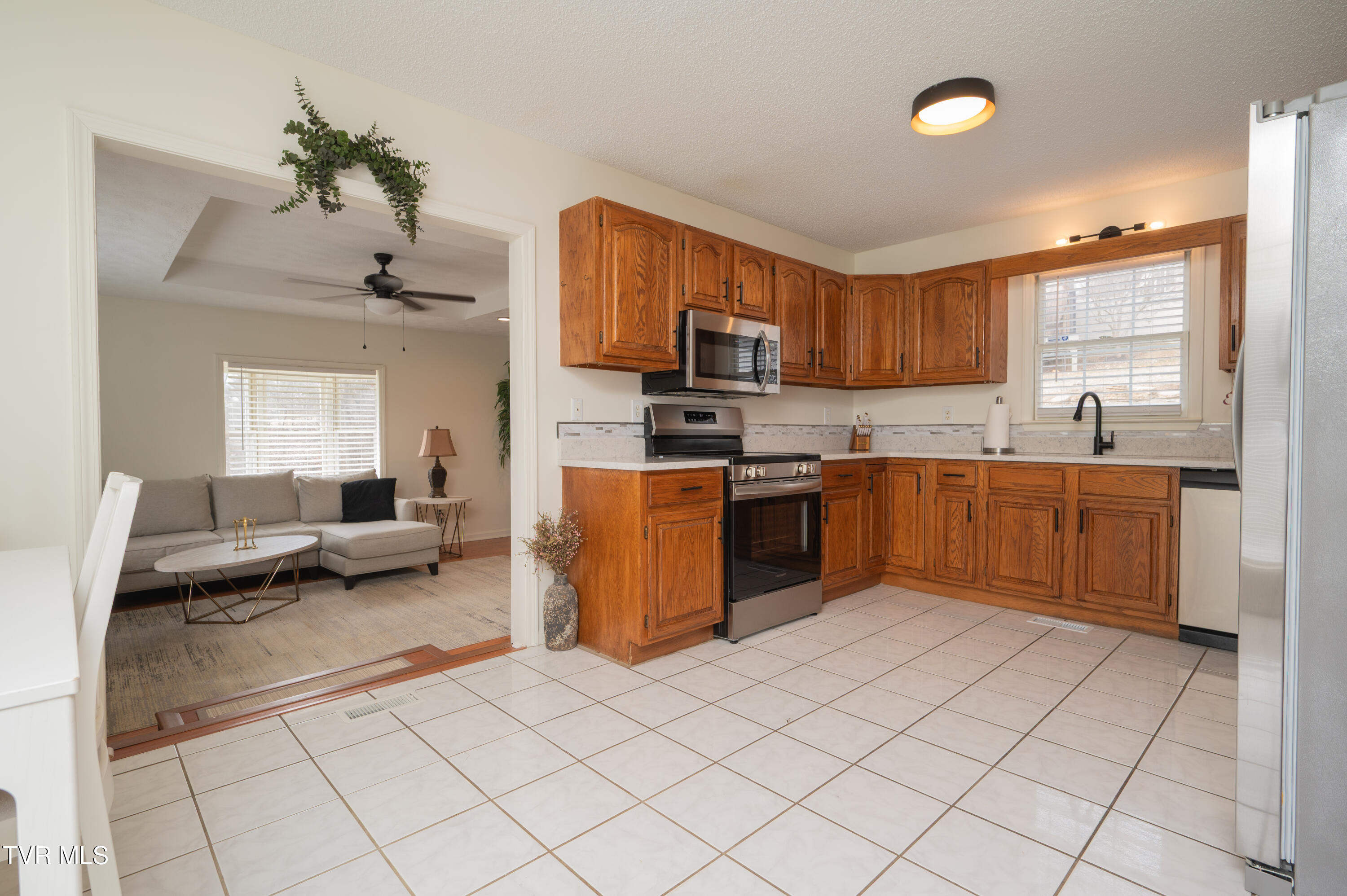 744 Stuffle Street Kingsport, TN 37660 - Photo 15 of 69 Stuffle-28