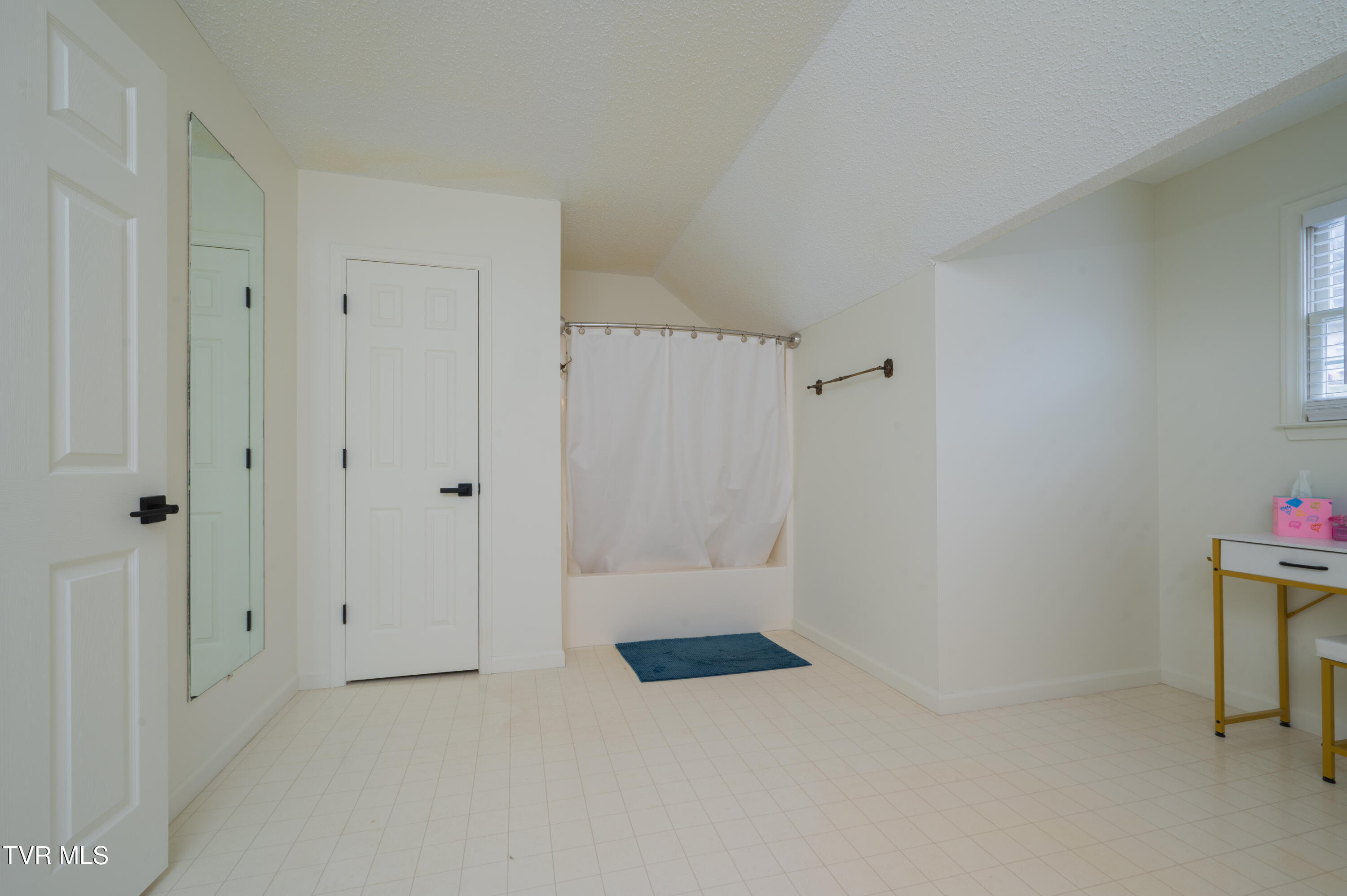 744 Stuffle Street Kingsport, TN 37660 - Photo 42 of 69 Stuffle-54