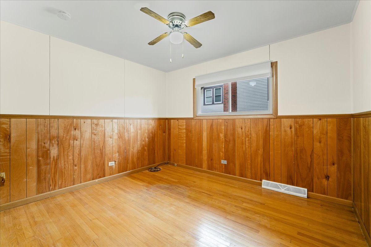 421 North Elm Street Itasca, IL 60143 - Photo 16 of 21