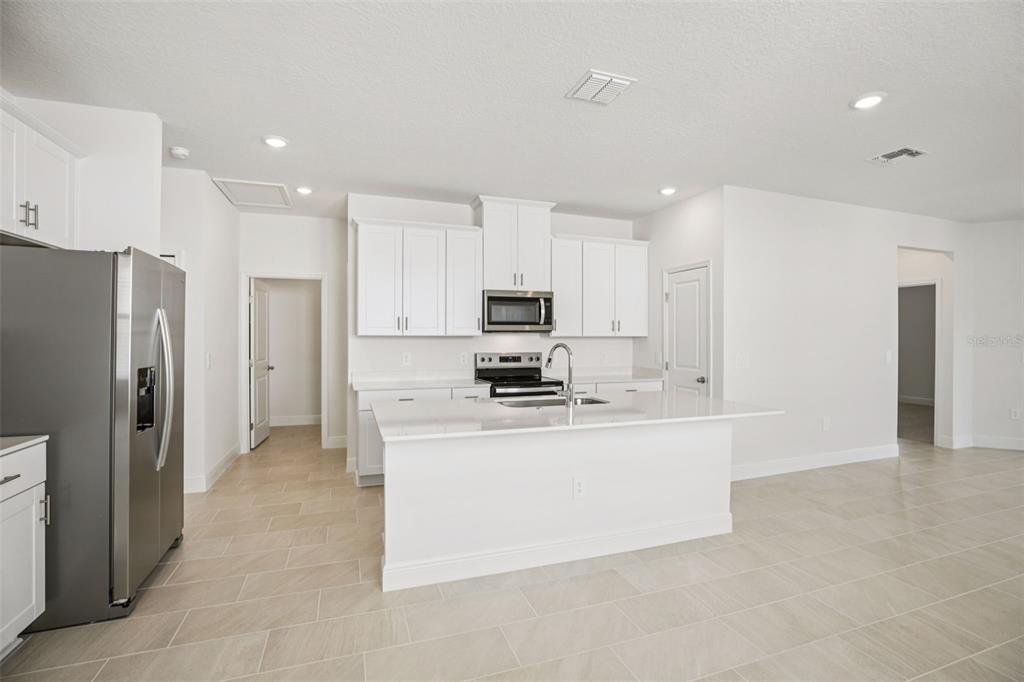 2292 Hen Road Minneola, FL 34715 - Photo 12 of 30