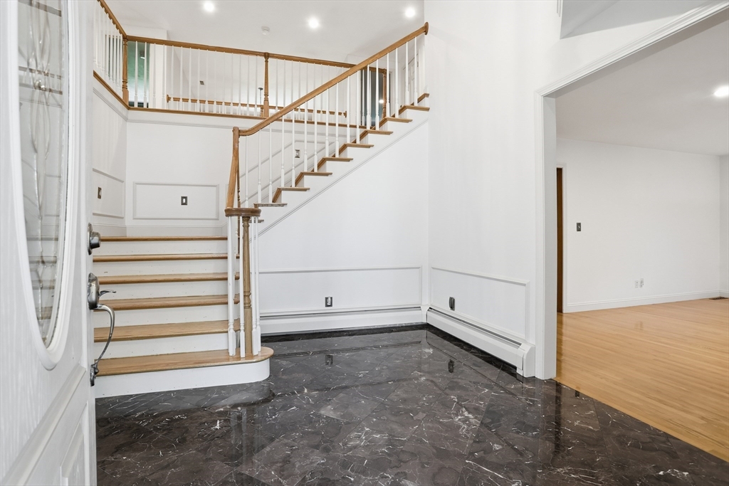 331 Prospect Street Framingham, MA 01701 - Photo 3 of 42