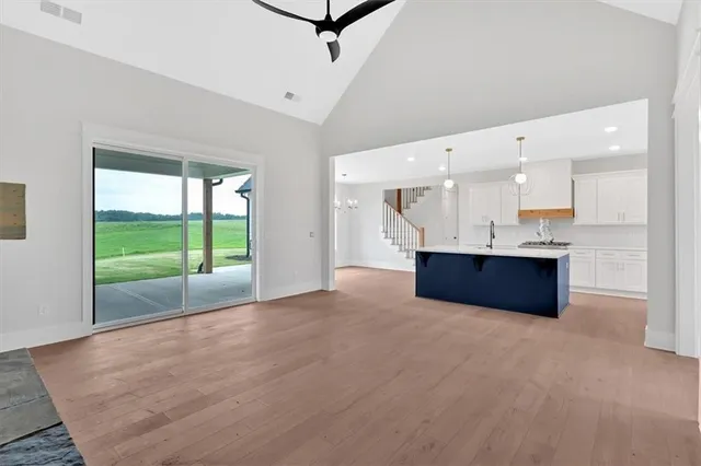 $769,900 | 152 Palisade Drive, Rydal, GA 30171