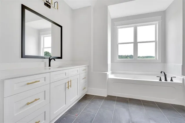 $769,900 | 152 Palisade Drive, Rydal, GA 30171