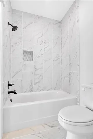 $769,900 | 152 Palisade Drive, Rydal, GA 30171