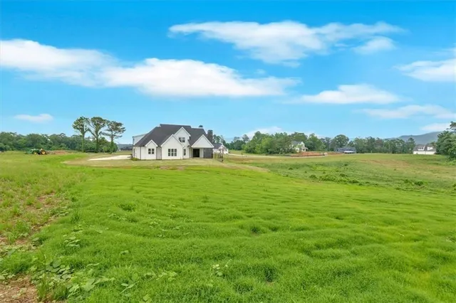 $769,900 | 152 Palisade Drive, Rydal, GA 30171