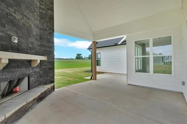 $769,900 | 152 Palisade Drive, Rydal, GA 30171