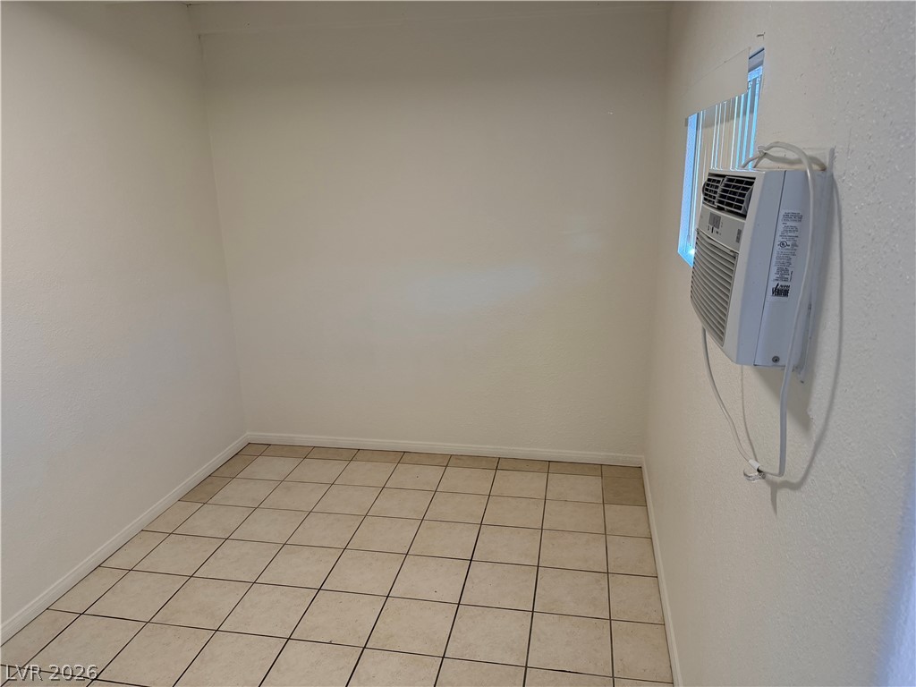 23 West Basic Road, Unit 3 Henderson, NV 89015 - Photo 11 of 18