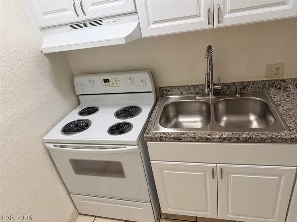 $1,085 | 23 West Basic Road, Unit 3, Henderson, NV 89015