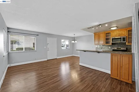 $418,000 | 2274 Peacock Place, Unit 2, Union City, CA 94587