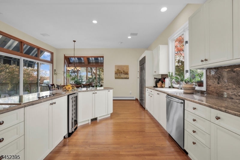 738 Ridge Road Butler, NJ 07405 - Photo 10 of 50 Gallery Image 10