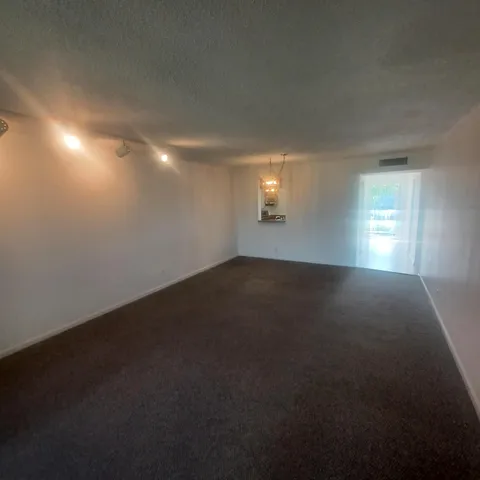 a view of empty room with window