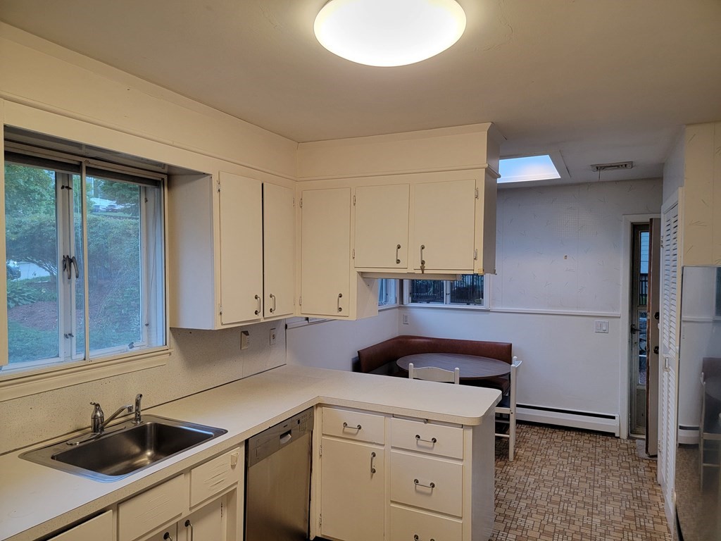 97 Bound Brook Road Newton, MA 02461 - Photo 12 of 30