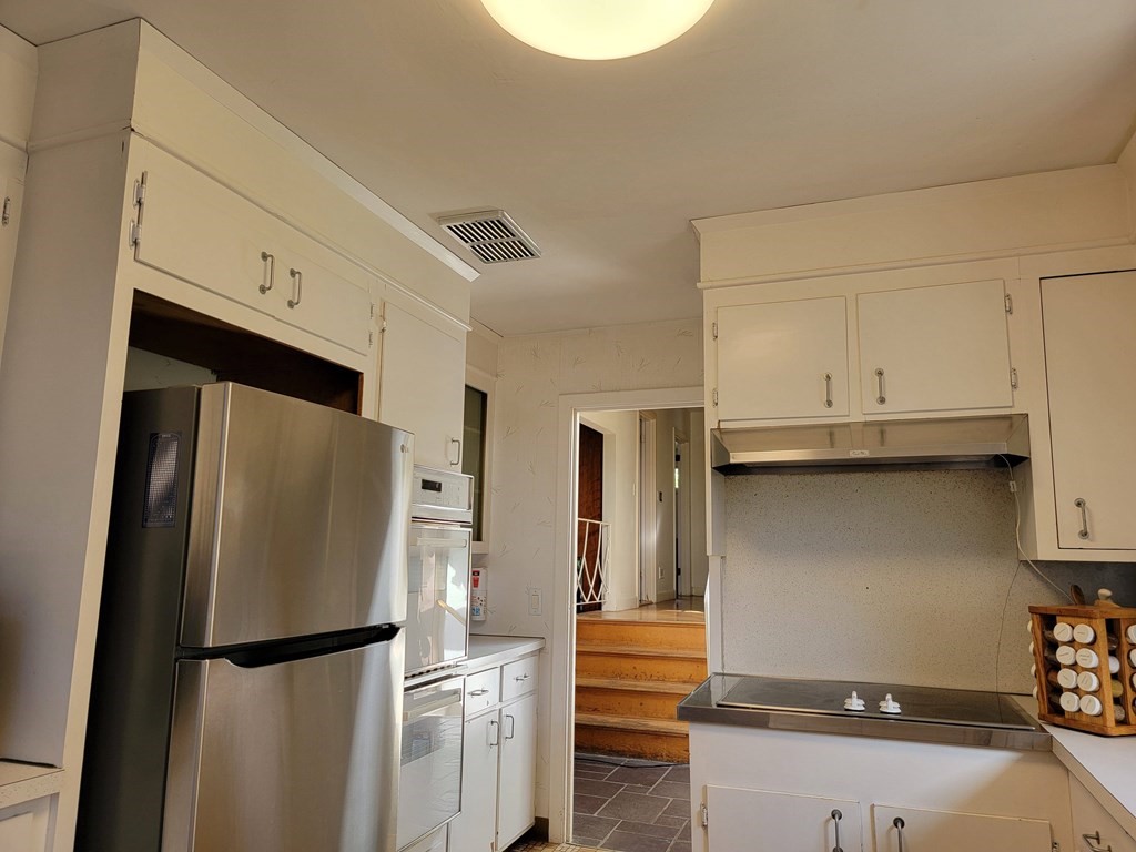 97 Bound Brook Road Newton, MA 02461 - Photo 13 of 30