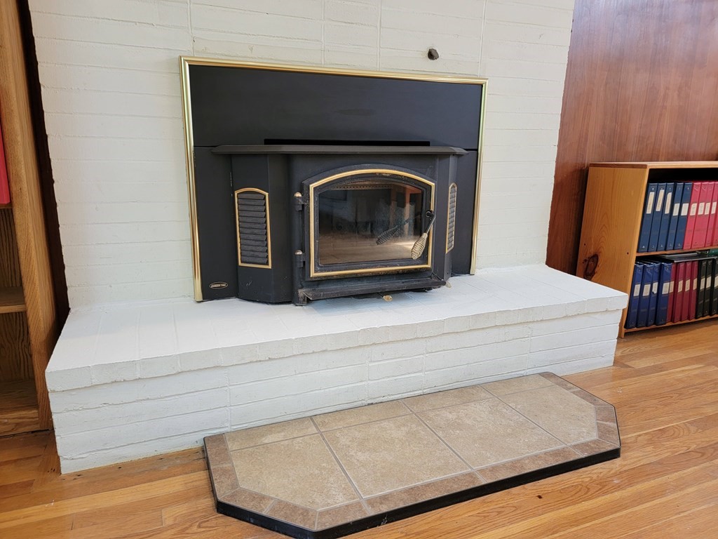 97 Bound Brook Road Newton, MA 02461 - Photo 7 of 30