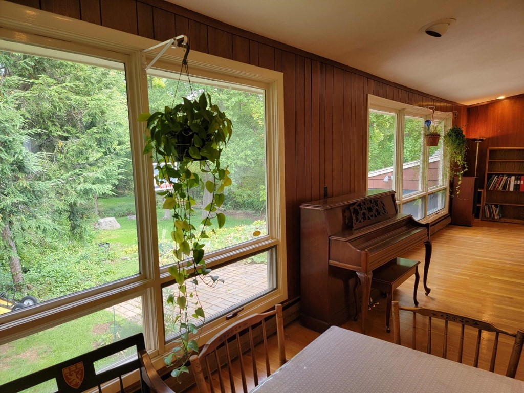 97 Bound Brook Road Newton, MA 02461 - Photo 10 of 30