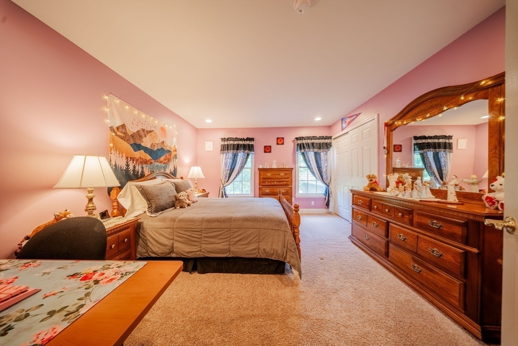 169 Pinecrest Road Holliston, MA 01746 - Photo 27 of 39 Gallery Image 27