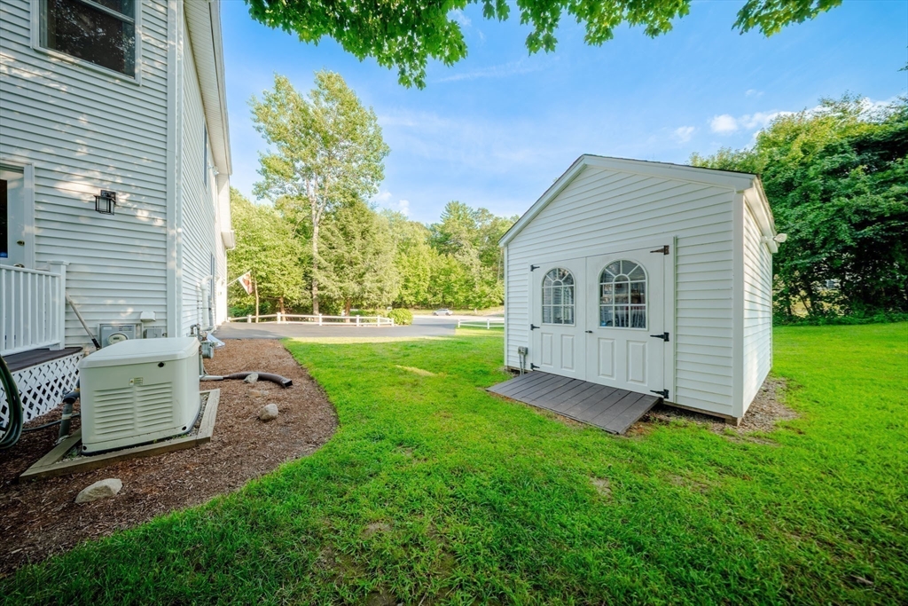 169 Pinecrest Road Holliston, MA 01746 - Photo 33 of 39 Gallery Image 33