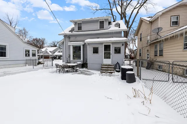 $299,900 | 700 Forest Avenue, Royal Oak, MI 48067