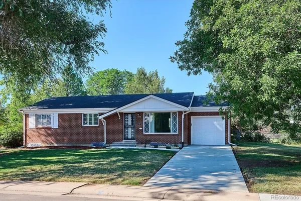 $539,500 | 3798 West Chenango Avenue, Littleton, CO 80123