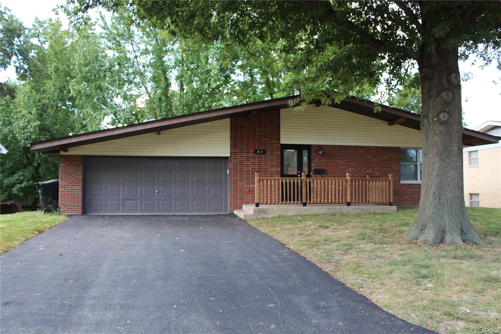 48 Rugby Drive Belleville, IL 62226 - Photo 1 of 14 Gallery Image 1