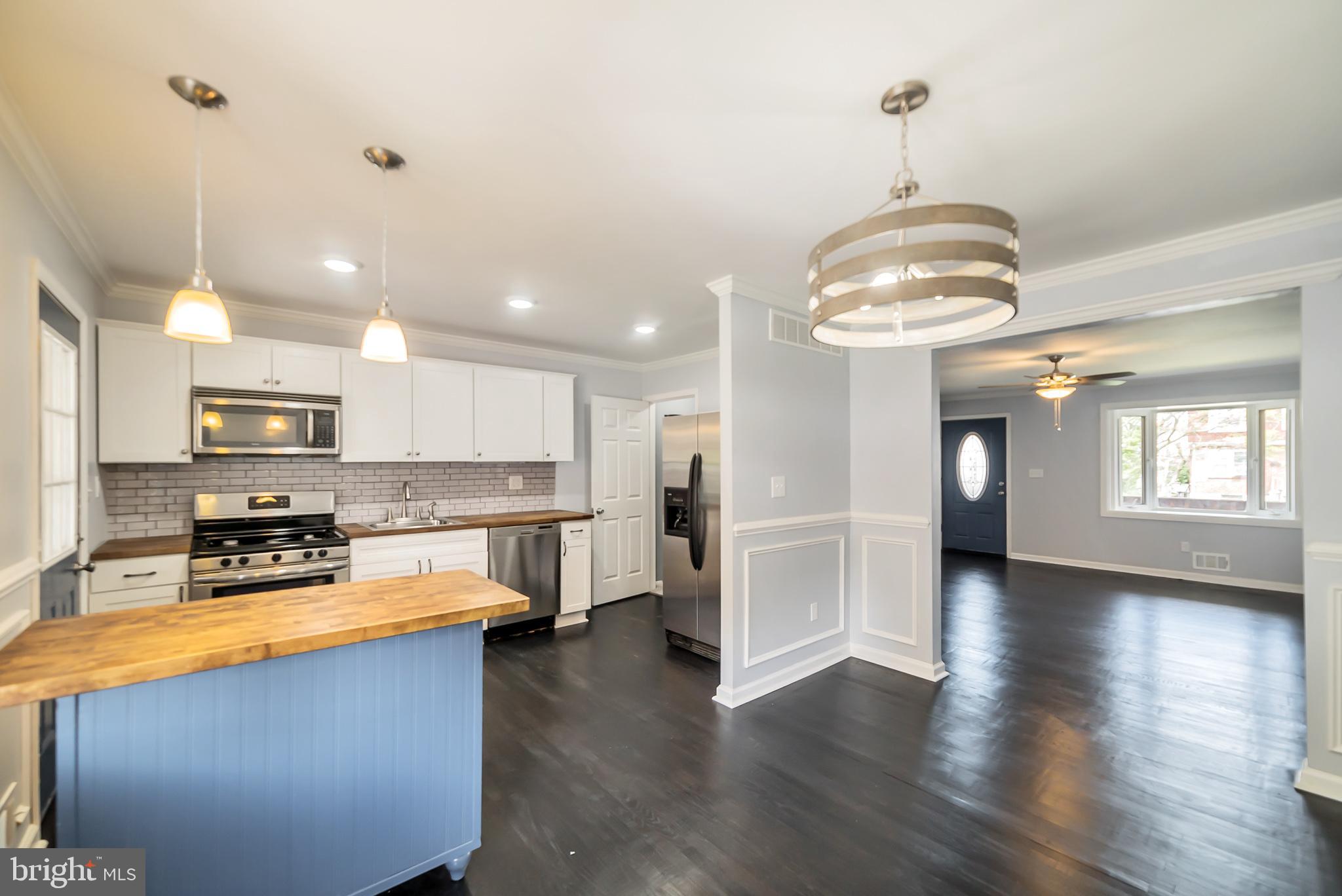 2102 Sunnythorn Road Baltimore, MD 21220 - Photo 5 of 29