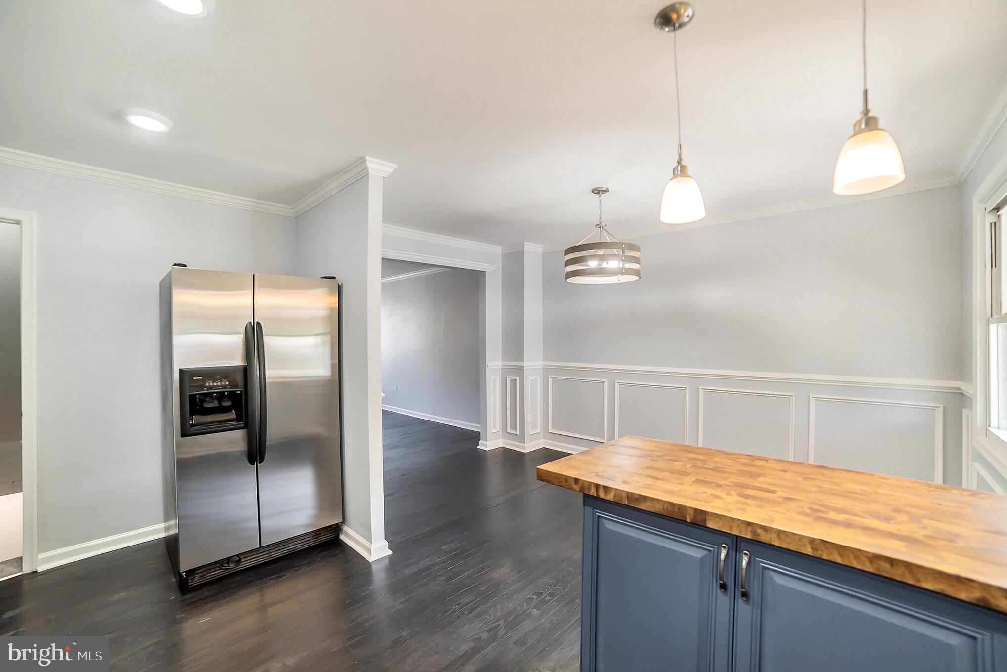 2102 Sunnythorn Road Baltimore, MD 21220 - Photo 6 of 29