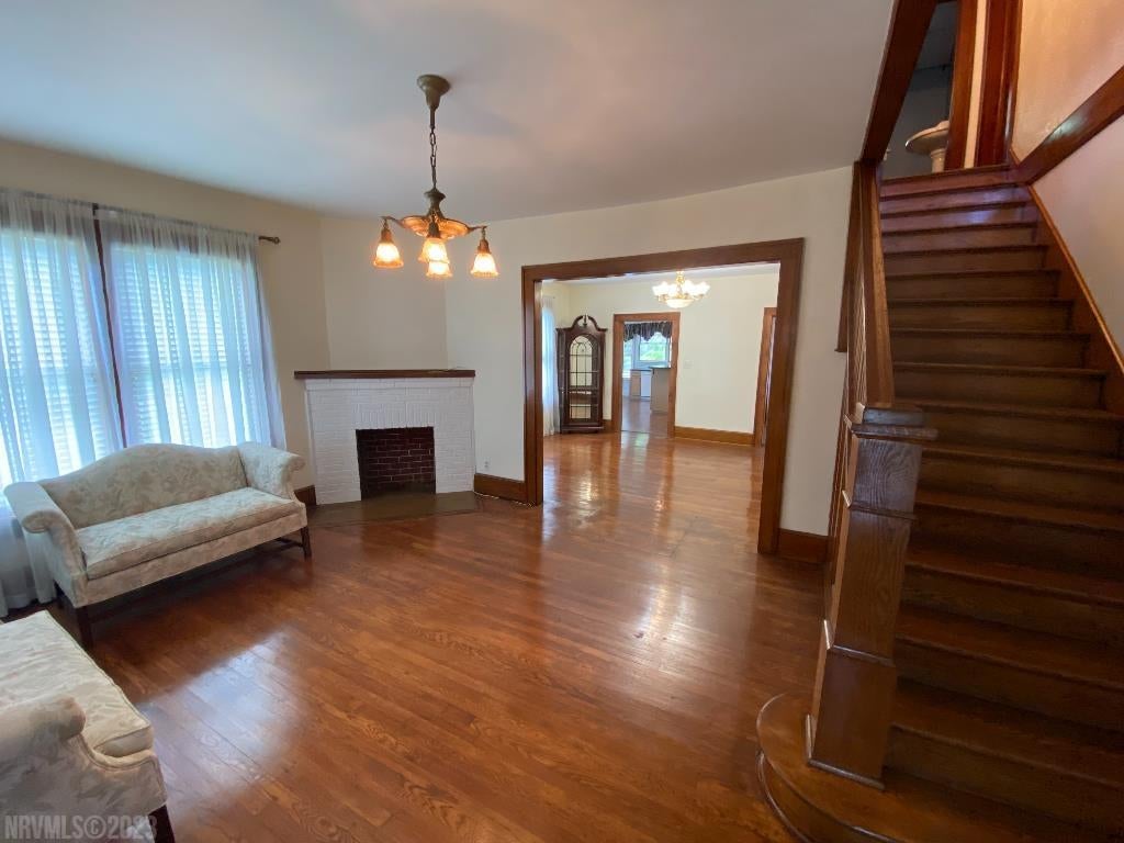 5829 Abbs Valley Road Bluefield, VA 24605 - Photo 9 of 25 Gallery Image 9