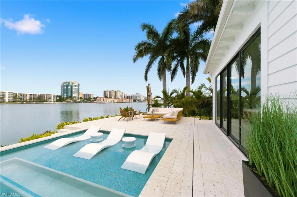 200 Bahia Point Naples, FL 34103 - Photo 40 of 50