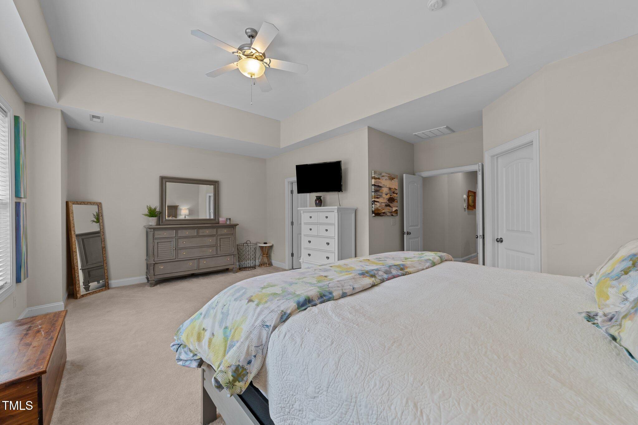 2436 Noble Road Raleigh, NC 27608 - Photo 17 of 40 18-web-or-mls-3D5A0938