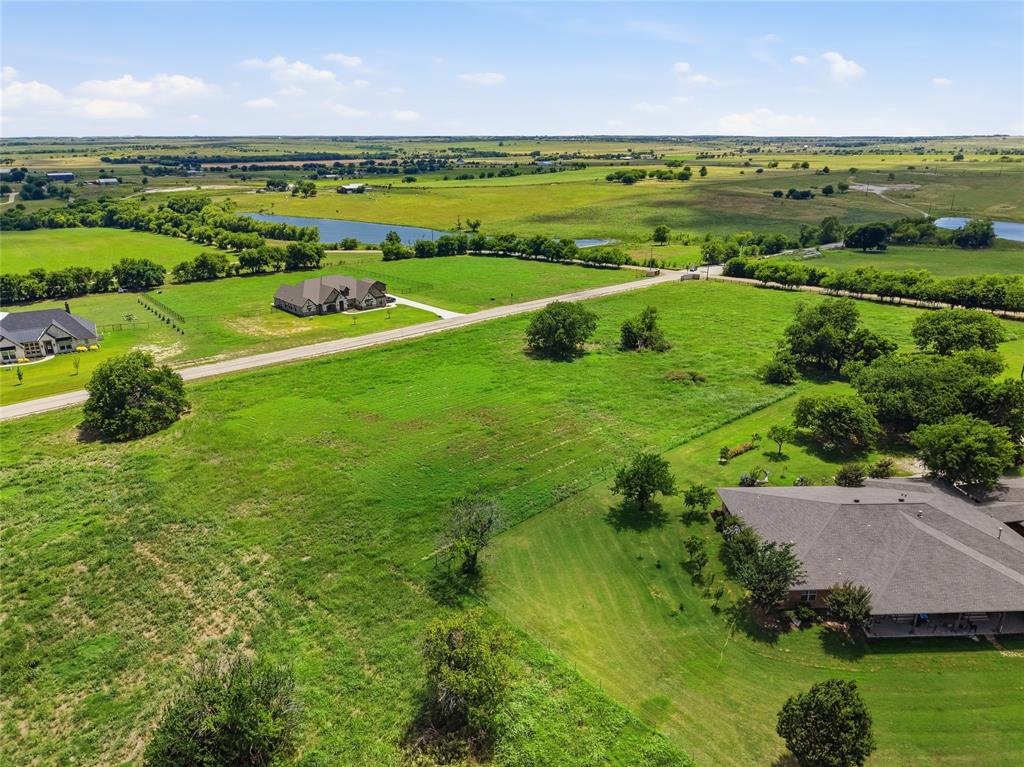 6424 Wind Hills Road Godley, TX 76044 - Photo 5 of 10