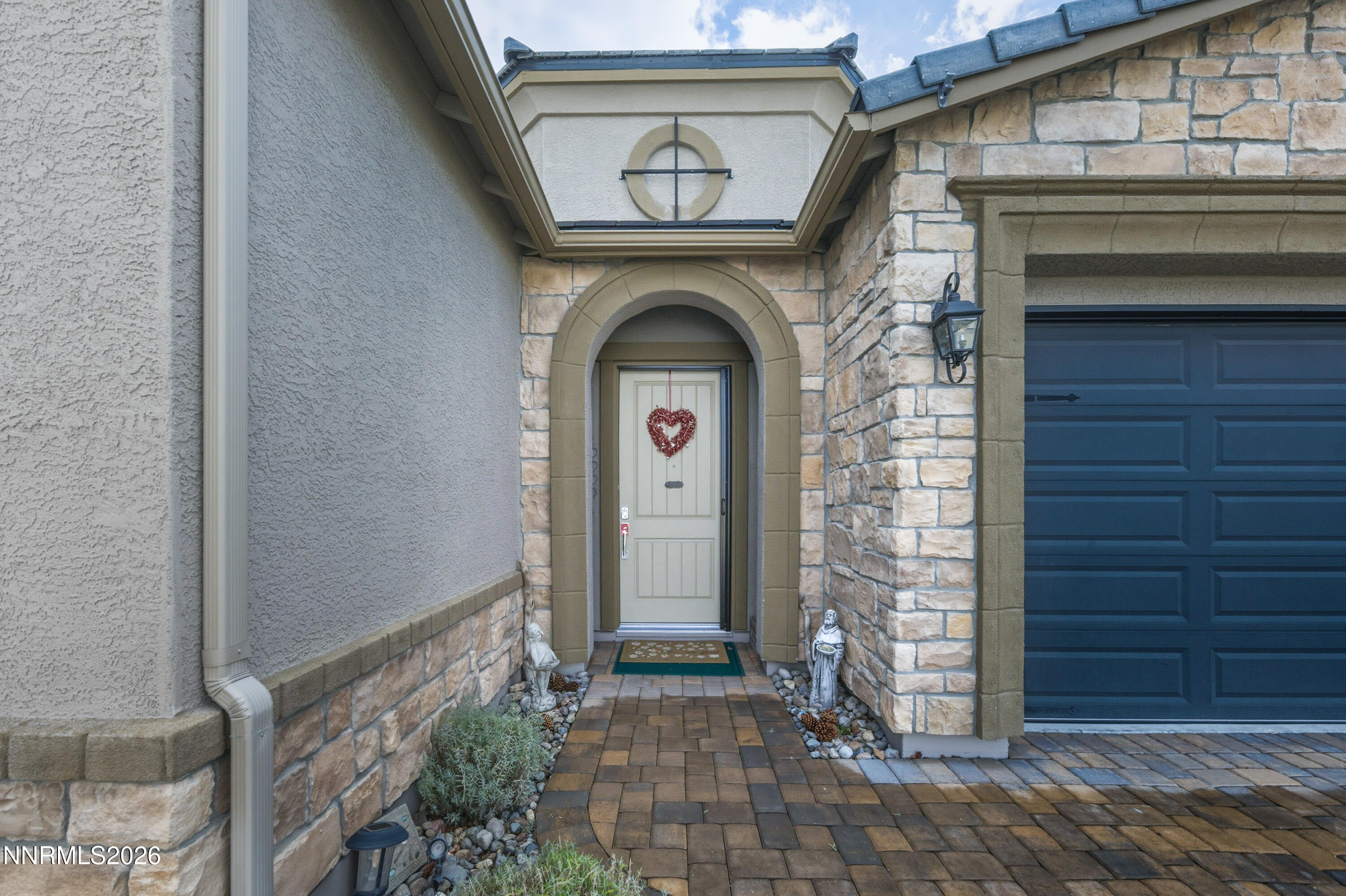 2468 Sparstone Drive Reno, NV 89521 - Photo 2 of 39 S-1021