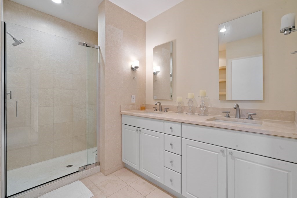 80 Broad Street, Unit PH1104 Boston, MA 02110 - Photo 21 of 37