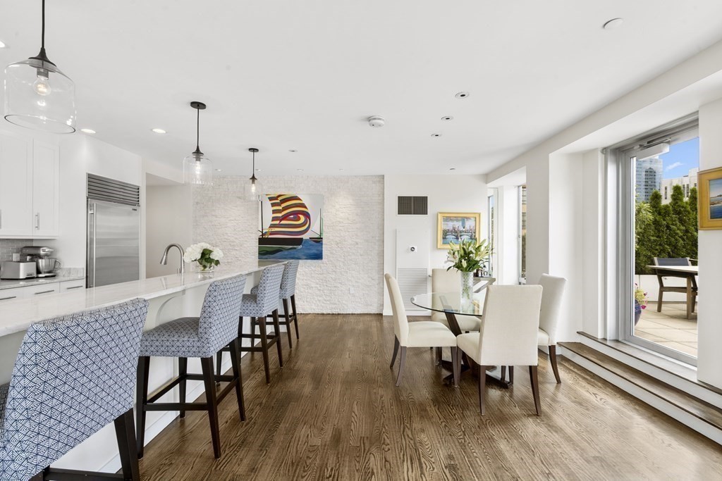 80 Broad Street, Unit PH1104 Boston, MA 02110 - Photo 3 of 37