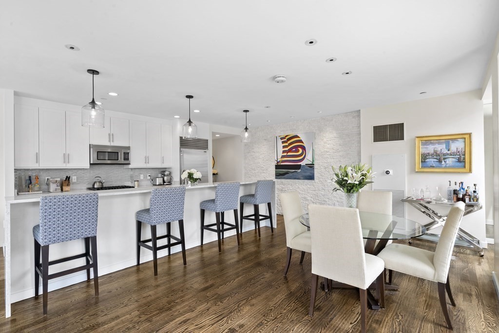 80 Broad Street, Unit PH1104 Boston, MA 02110 - Photo 10 of 37