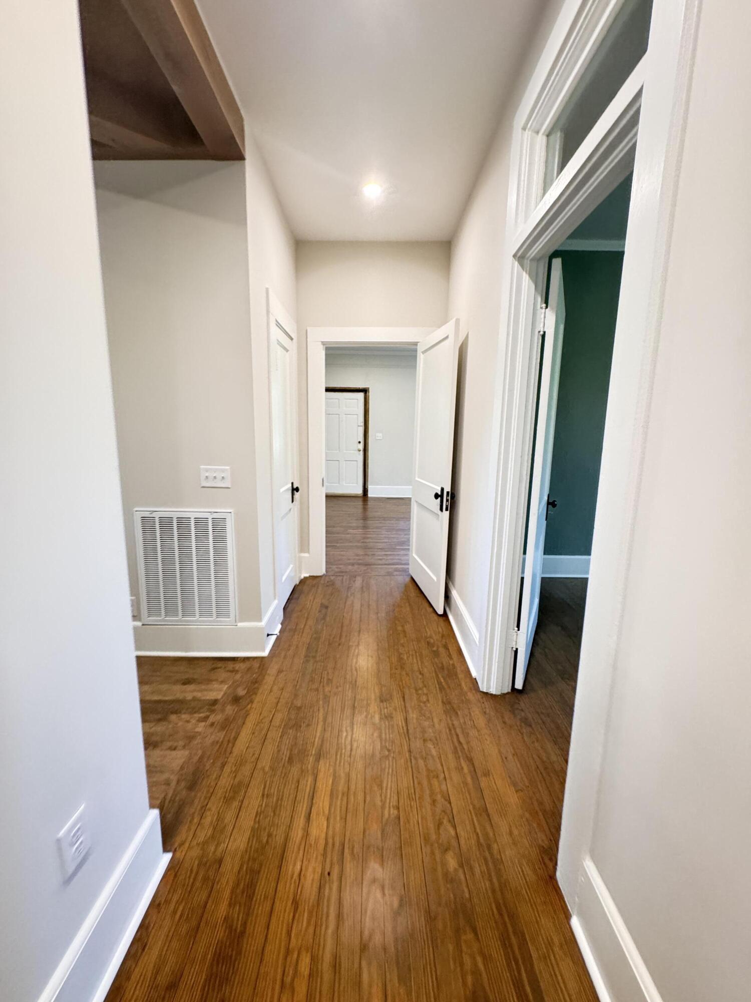 800 Hampton Street Walterboro, SC 29488 - Photo 113 of 136 800 Hampton Street (127)
