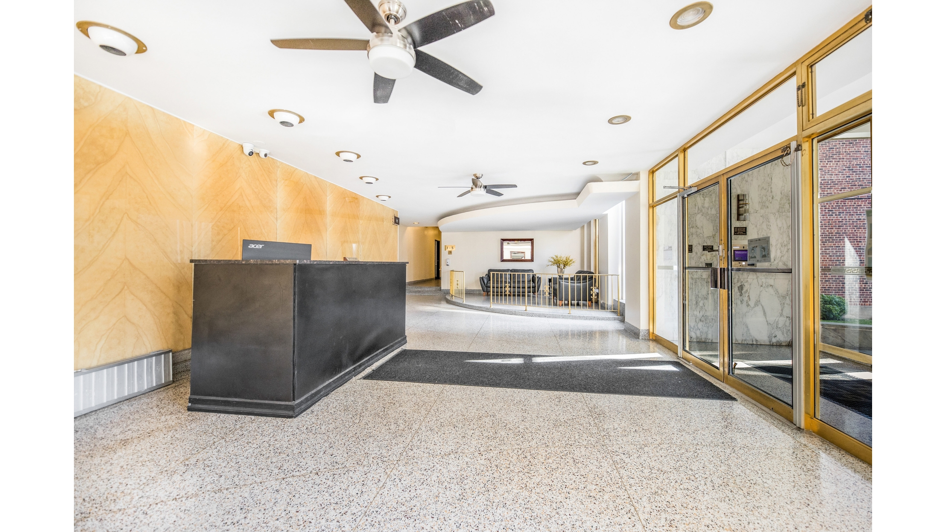 601 Kappock Street, Unit 2F Bronx, NY 10463 - Photo 11 of 15 a view of a hallway view with staircase