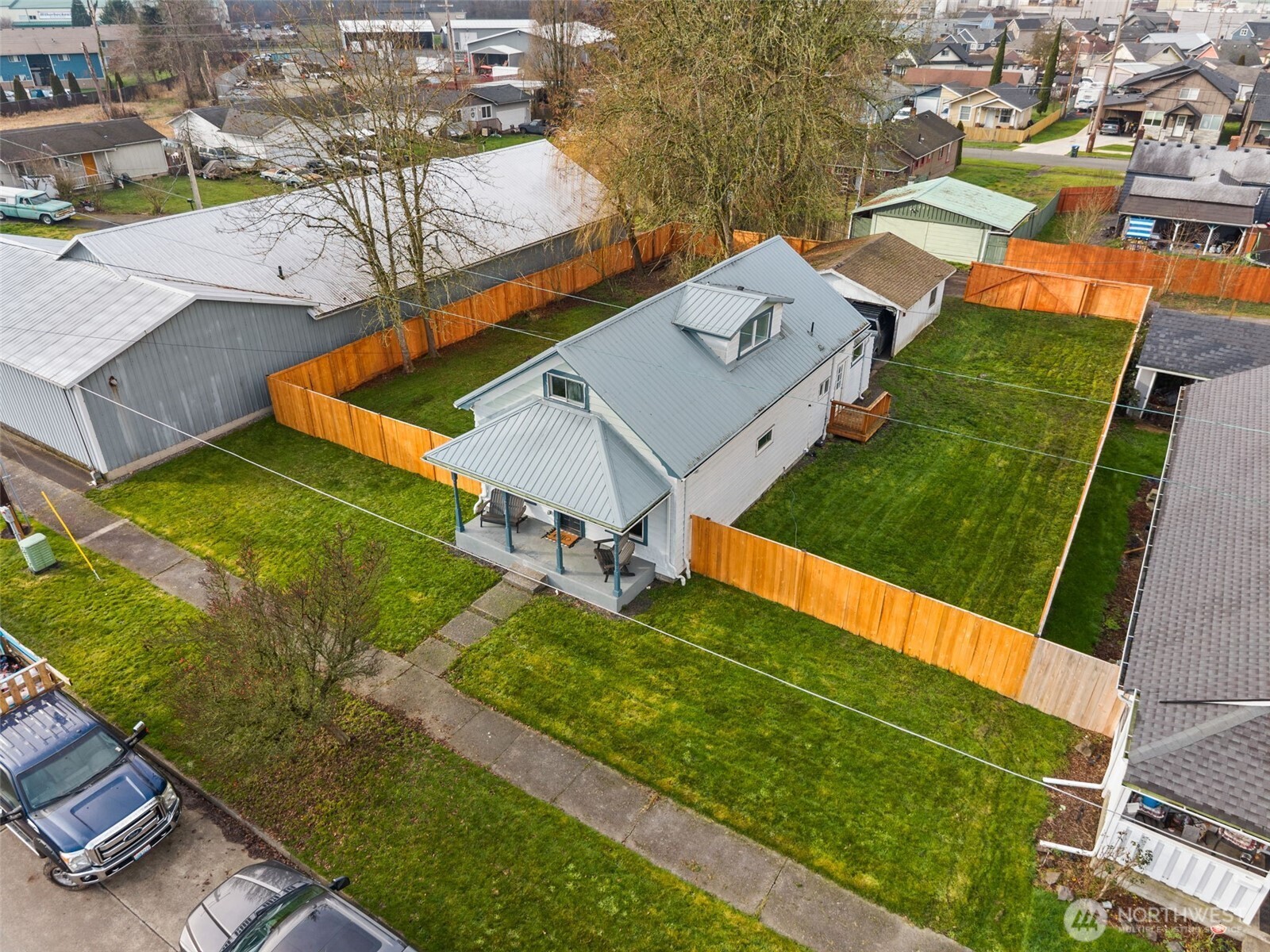 262 Southwest 2nd Street Chehalis, WA 98532 - Photo 5 of 34