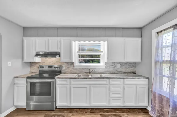 $2,100 | 10 Cemetery Avenue, Vernon, CT 06066