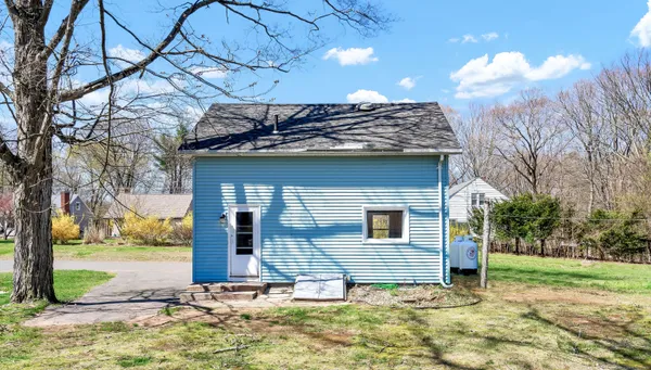 $2,100 | 10 Cemetery Avenue, Vernon, CT 06066