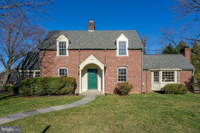 $825,000 | 200 Williamsburg Drive, Silver Spring, MD 20901