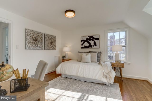 $825,000 | 200 Williamsburg Drive, Silver Spring, MD 20901