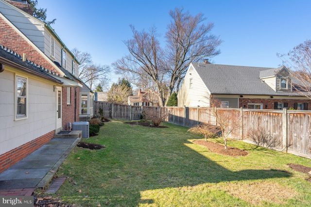 $825,000 | 200 Williamsburg Drive, Silver Spring, MD 20901