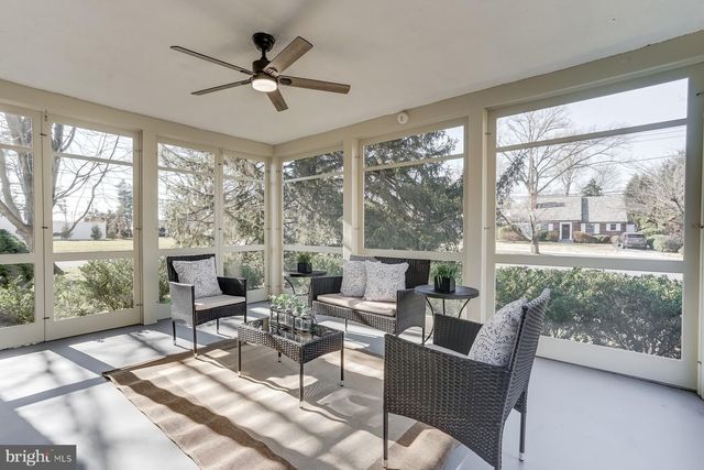 $825,000 | 200 Williamsburg Drive, Silver Spring, MD 20901