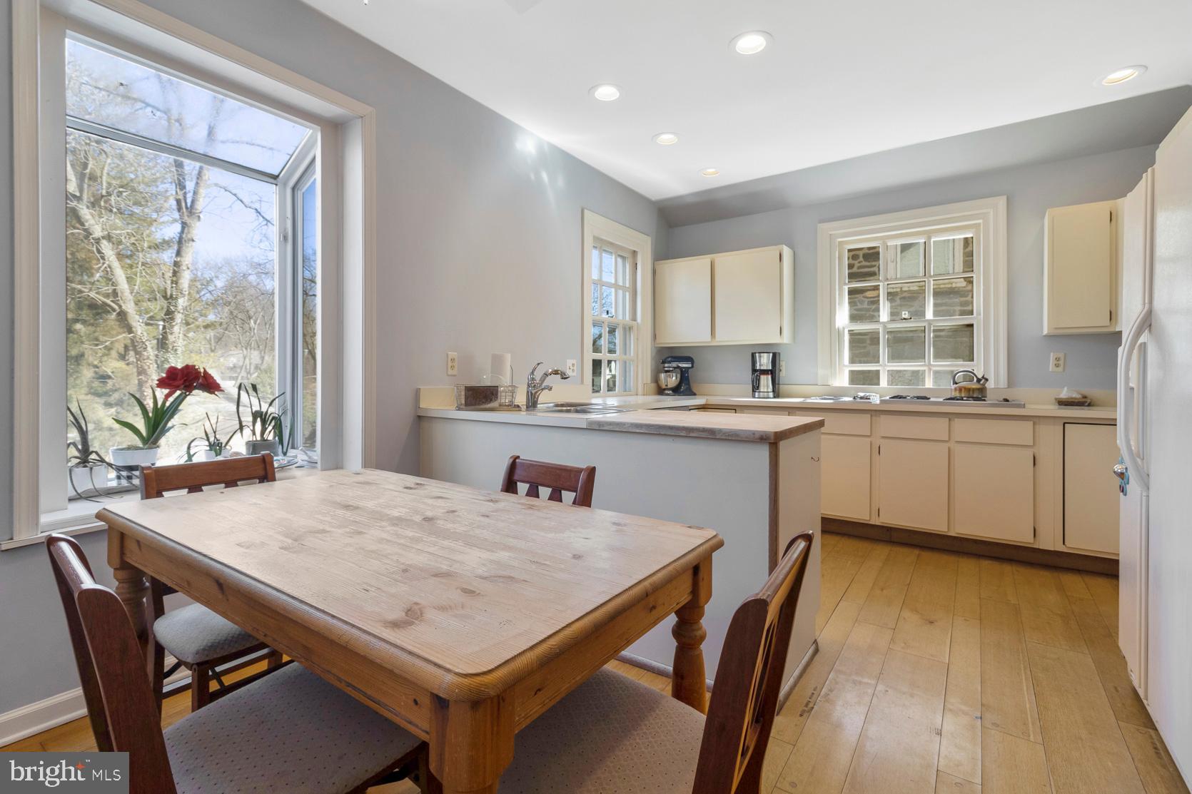 127 Edgewood Road Ardmore, PA 19003 - Photo 19 of 56