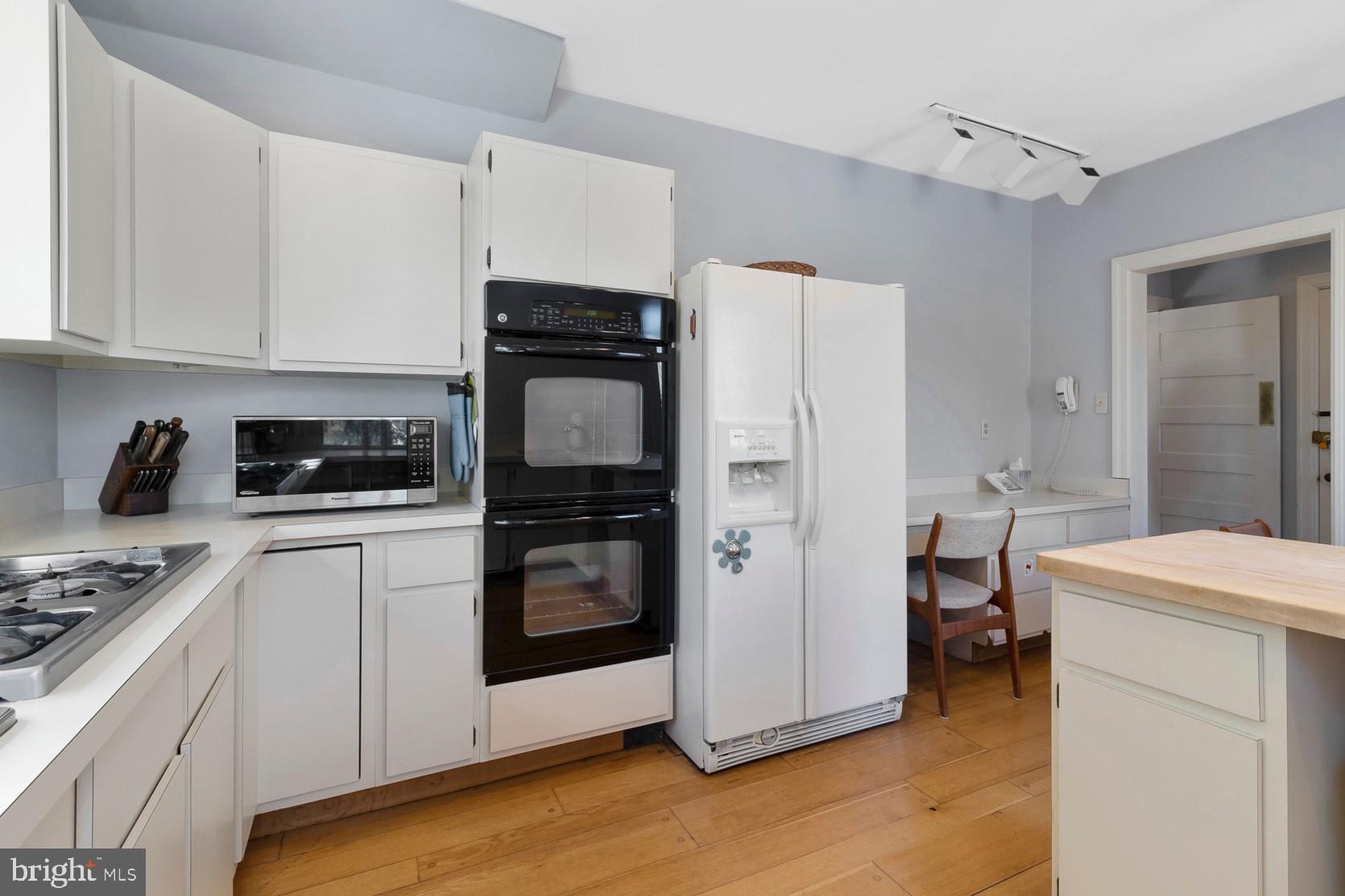 127 Edgewood Road Ardmore, PA 19003 - Photo 20 of 56