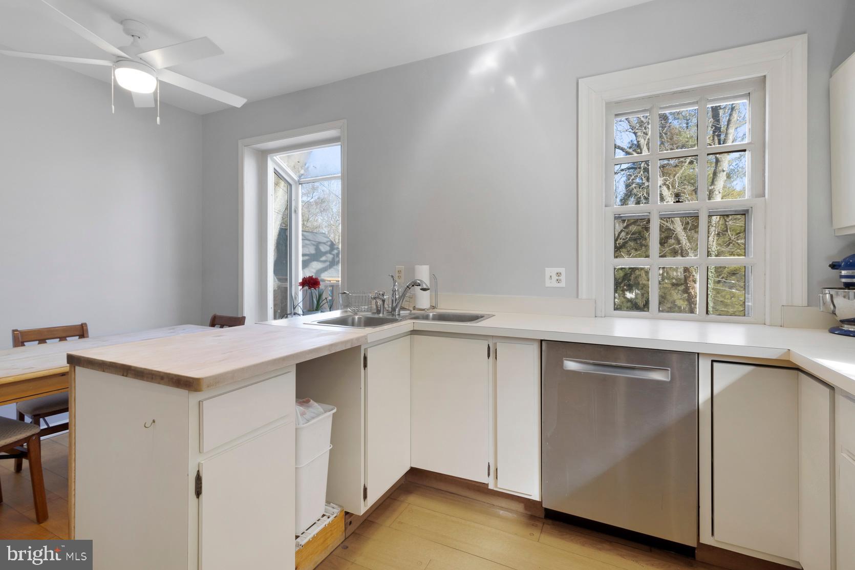 127 Edgewood Road Ardmore, PA 19003 - Photo 21 of 56