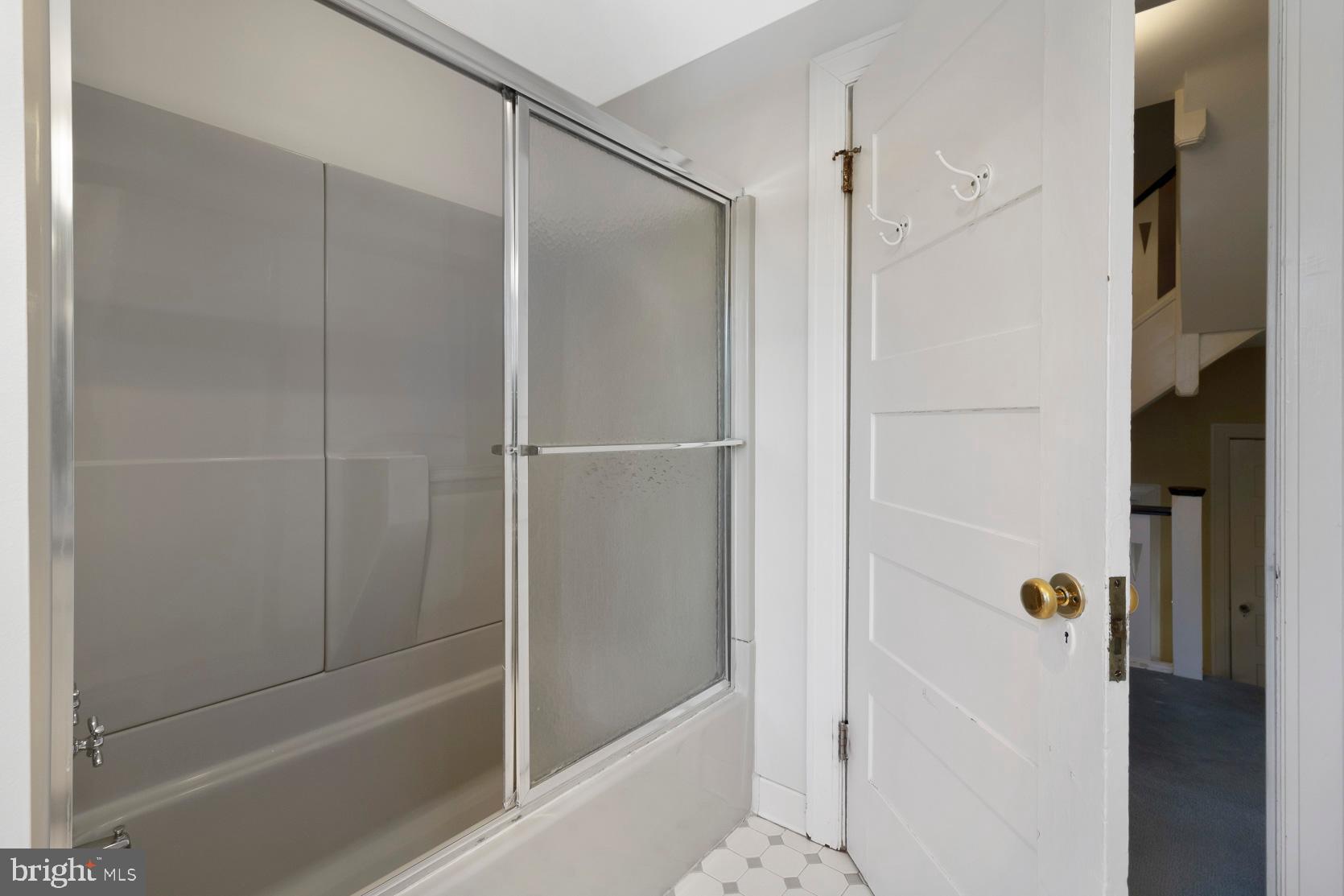 127 Edgewood Road Ardmore, PA 19003 - Photo 37 of 56