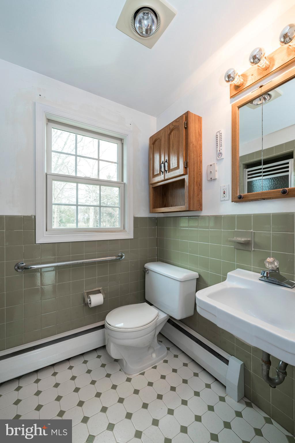 11 Moores Road Malvern, PA 19355 - Photo 20 of 39 Master Bath